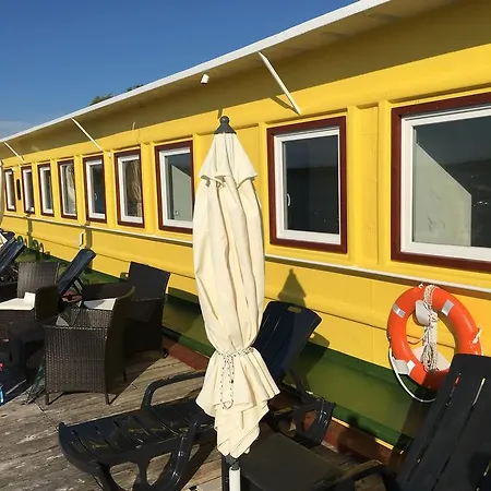 Tuenderfatyol**** Szallodahajo Hotel Abádszalók