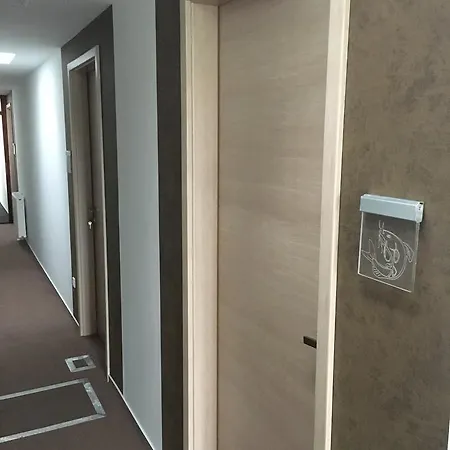 Hotel Tuenderfatyol**** Szallodahajo
